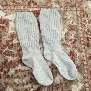 SKIMS slouchy socks